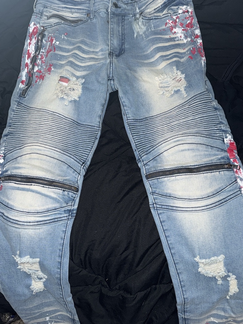 Men's Light Blue Skinny Distressed Jeans with Red Paint Detail